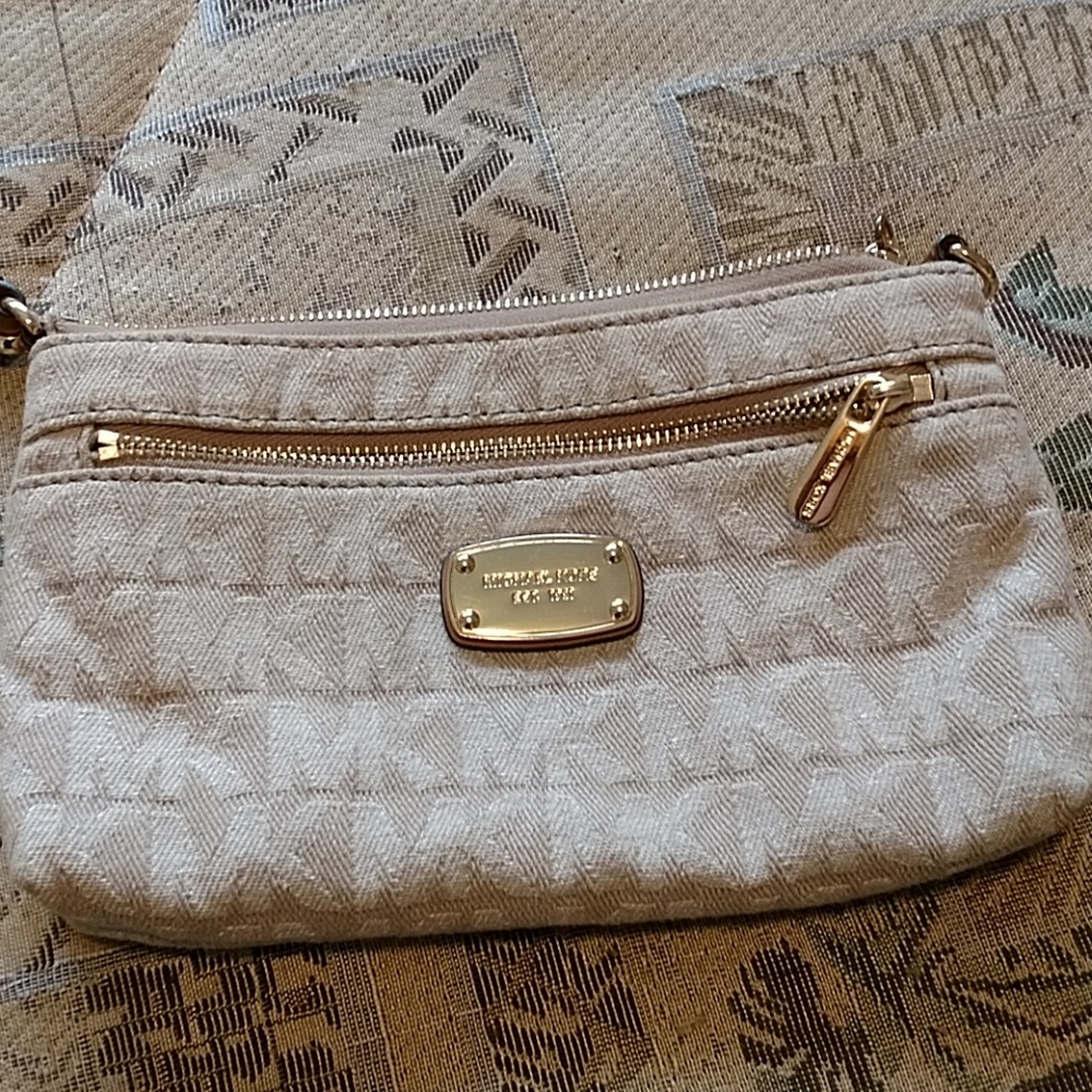 mK cloth wristlet